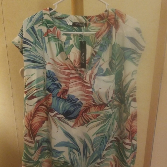 Blouse - Picture 2 of 2